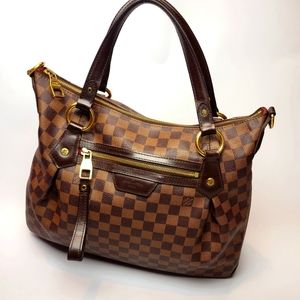 𝕃𝕠𝕦𝕚𝕤 𝕍𝕦𝕚𝕥𝕥𝕠𝕟 𝟚𝟘𝟙𝟙 𝔼𝕧𝕠𝕣𝕒 𝔾𝕄 𝕚𝕟 𝔻𝕒𝕞𝕚𝕖𝕣 𝔼𝕓𝕖𝕟𝕖